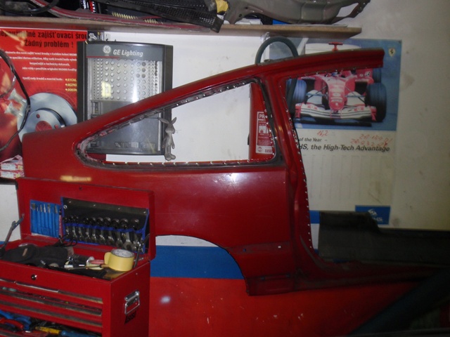 5. pripravený nový blatník.JPG