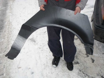 crx lem pravý samostatně.jpg